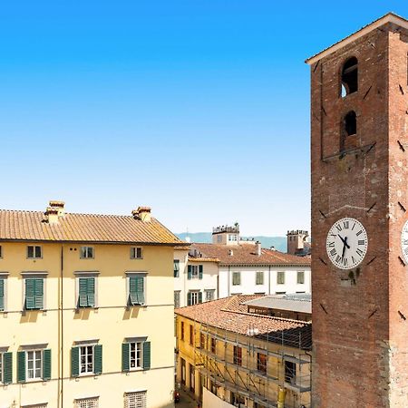 Al Carmine Apartments Towers View With Ac Lucca Exteriér fotografie
