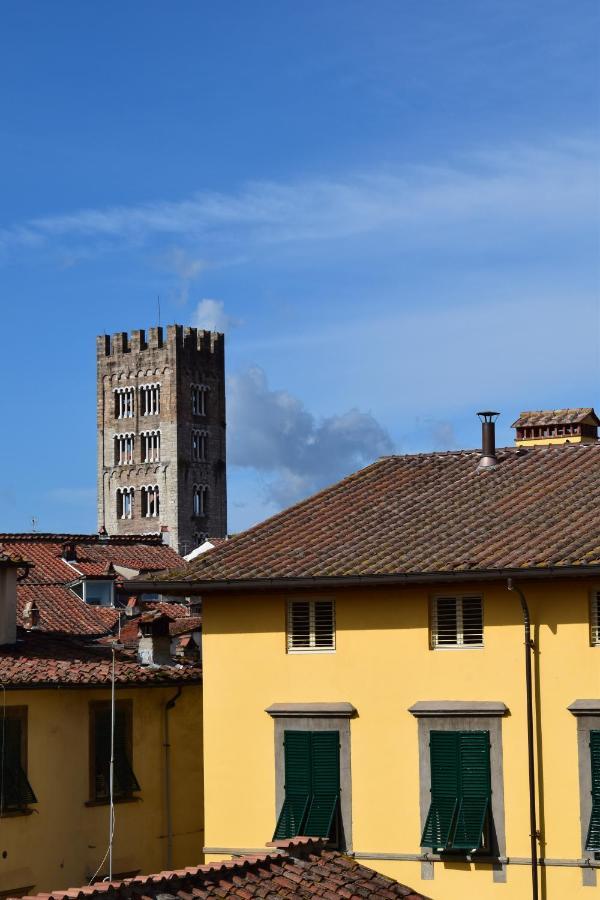 Al Carmine Apartments Towers View With Ac Lucca Exteriér fotografie