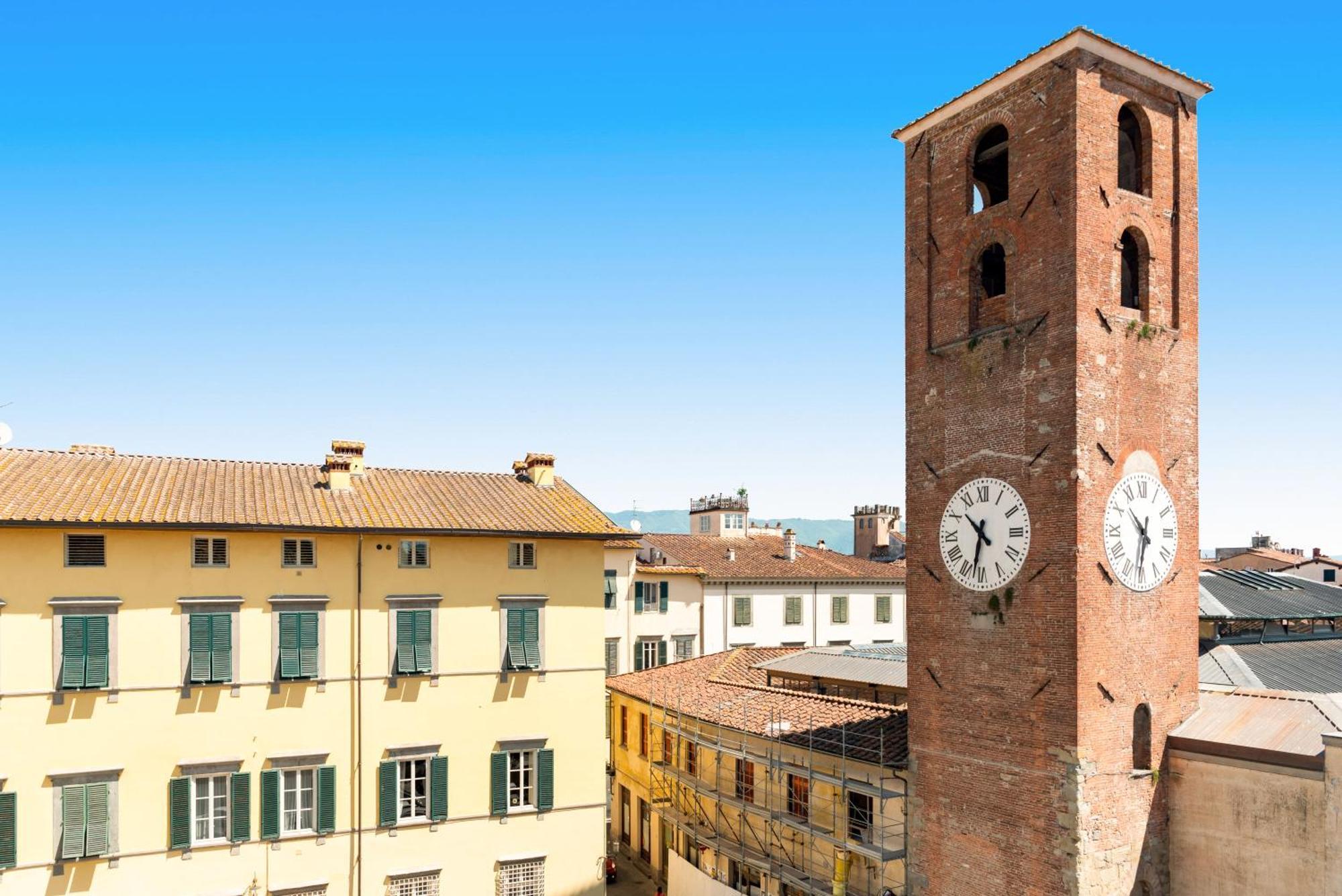 Al Carmine Apartments Towers View With Ac Lucca Exteriér fotografie